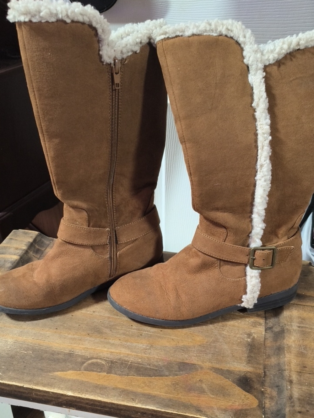 Women's Tan Faux-Suede Shearling Mid-Calf Boots
